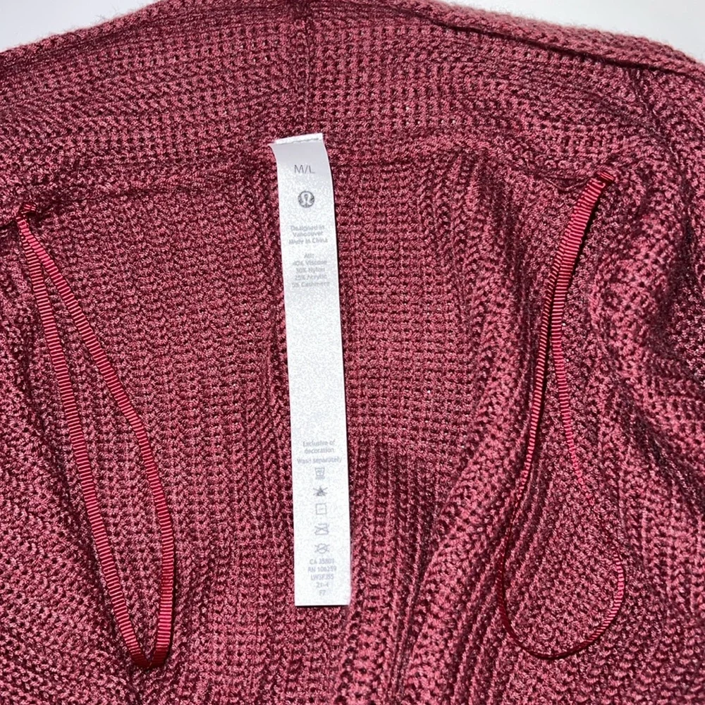 🩷NWT LULULEMON CASHLU SWEATER WRAP IN HEATHERED MULLED WINE M/L - Picture 14 of 15